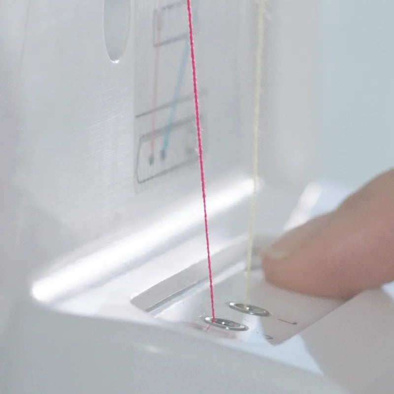 Brother Airflow 3000 overlocker - jet-air looper threading system
