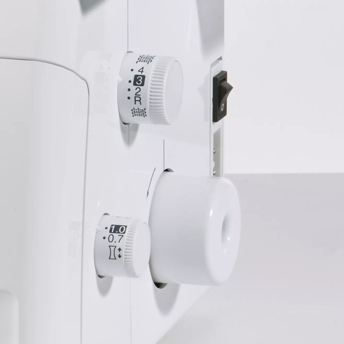 Brother 2504D overlocker - colour-coded easy threading guide